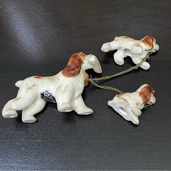 Vintage CENOCO Japan Beagle Spaniel Dog with Puppies Mini Miniature Figurines - Picture 7 of 12